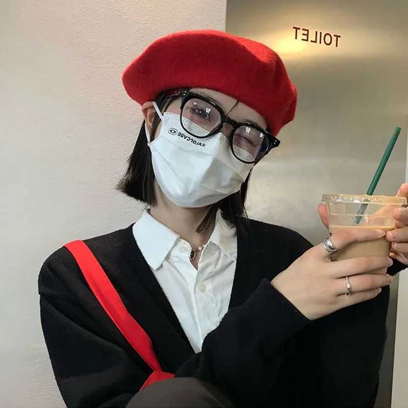 100% Wool Berets French Artist Style Warm Winter Beanie Hat Soft Retro Plain Beret Solid Color Women Elegant Comfortable Cs XJ250807