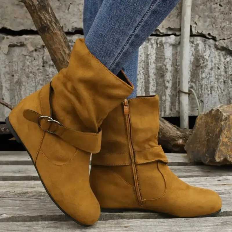 2024 New Simple Commuting Round Toe Leather Boots Flat Bottomed Belt Buckle Womens Shoes XJ250807