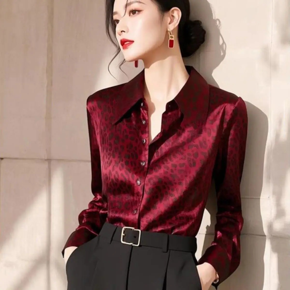 Temperament Leopard Pattern Red Satin Shirt Spring Autumn Casual Loose Commuting Cardigan Tops Fashion Clothes for Women 250806