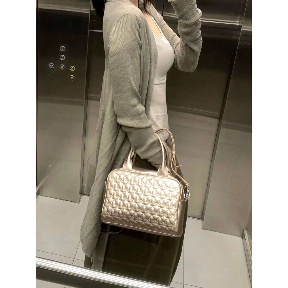 Designer Bag Tote bag Shoulder Bag Designer Tote Niche Design Quilted Handbag For Women New High End Bowling Single Crossbody Commuter