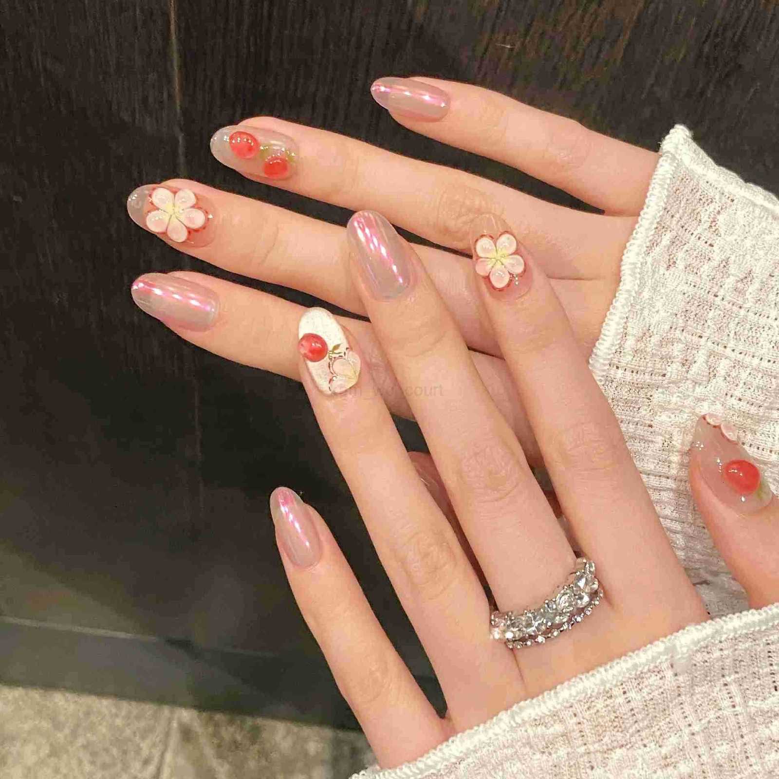 10pcs Sweet Short Oval Fake Nail Patches Hand-painted 3D Pink Strawberry Flower Press-on Nails Spring Summer Fresh Handmade Nail M250807