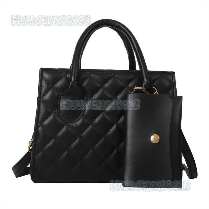 Solid Color Simple Fashion Diamond Embroidery Thread Bag 2023 Trendy Single Shoulder Crossbody Bag Small Square Bag Trendy H250806