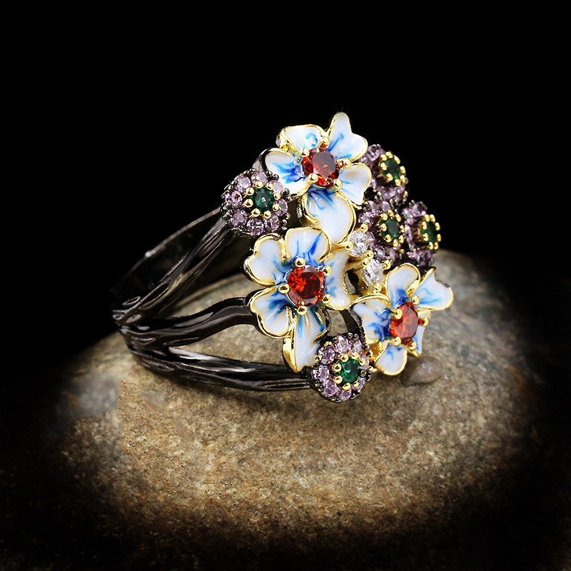 Black & Gold Tone Enamel Flower Cluster Ring With Multi-Color Gemstone Accents Bohemian And Vintage Outfit Accessory Gift For Her Exquisite And Colorf