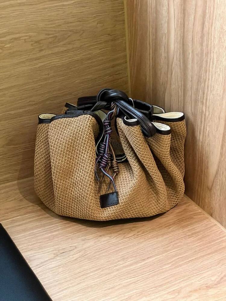 Designer Women Casual Totes Handbag Summer Holiday Straw Vintage Bucket Shoulder Bags Cow Leather Spliced Beach Bag high-quality