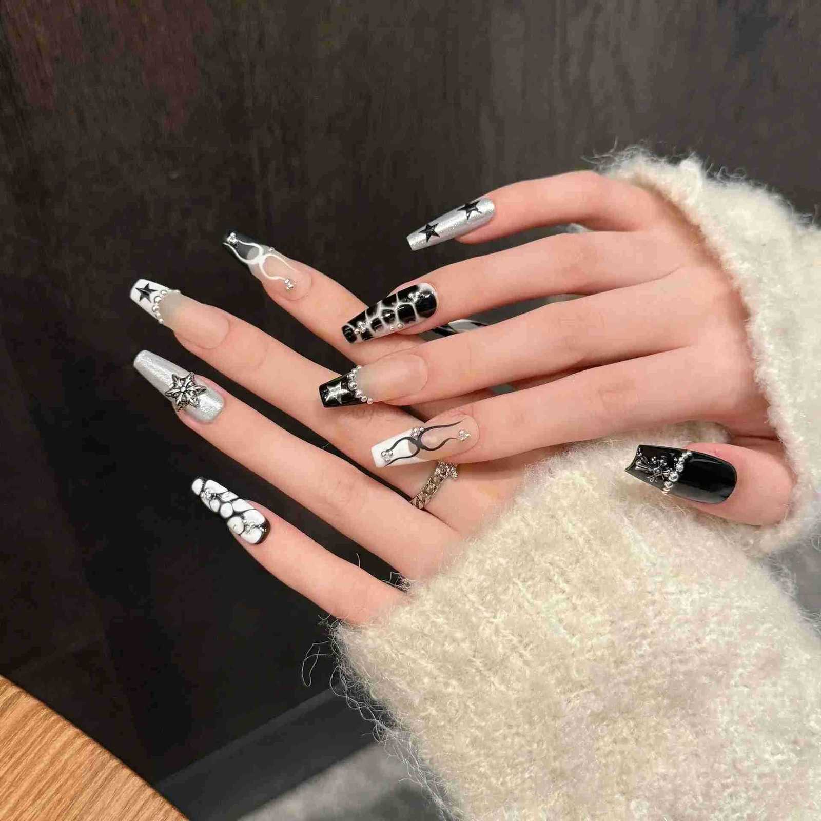 10pcs Y2k Black French Press On Nails Handmade Crocodile Pattern Five-point Star False Nails Metal Punk Style DIY Manicure Art Z250807
