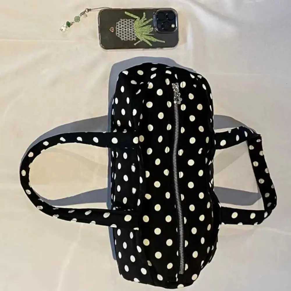2025 New Korean Style Women Nylon Bag Black White Polka Dot Large Capacity Shoulder Bag Casual Versatile Female Travel Handbag Z250807