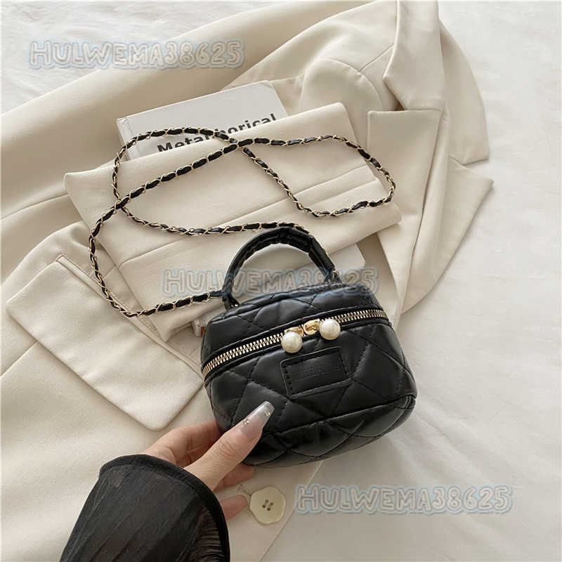 2025 Summer New Quilted Embroidery Mini Handbag Womens Bag Single Shoulder Crossbody Bag Chain Bucket Bag H250806