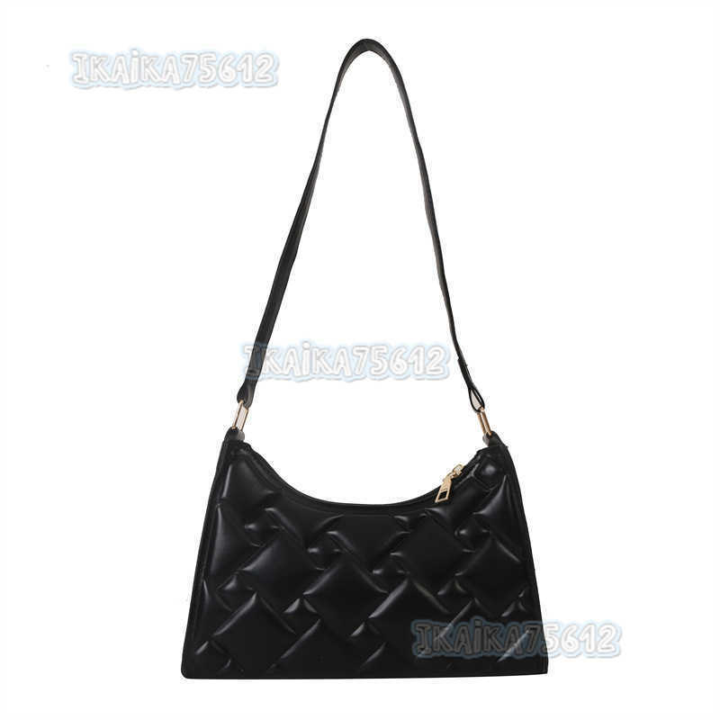 Solid Color Simple Elegant Single Shoulder Bag for Women 2023 Autumn Winter Style Fashionable Underarm Bag Small Square Bag for Women H250806