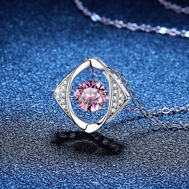 Sier Colorful 1 ct Geometric Heart Moissanite Necklace