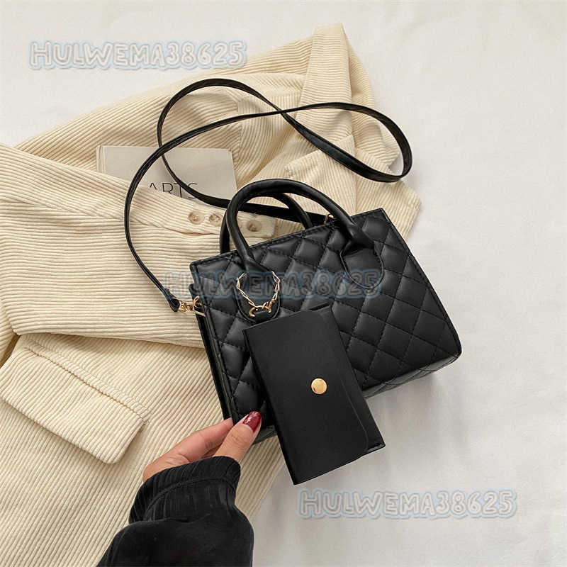 Solid Color Simple Fashion Diamond Embroidery Thread Bag 2023 Trendy Single Shoulder Crossbody Bag Small Square Bag Trendy H250806