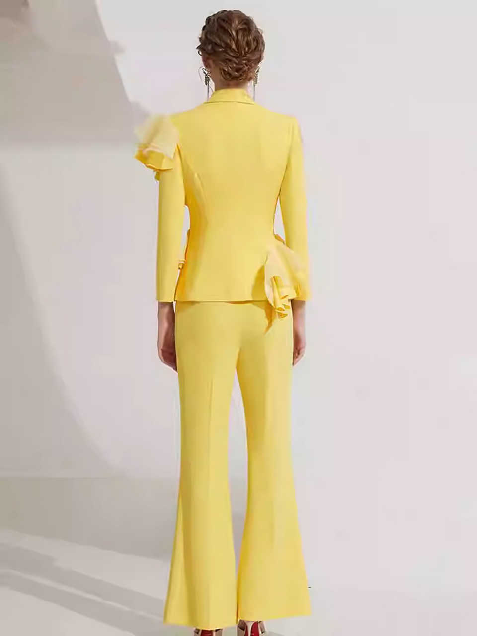 New Design Customized Elegant 2 Pieces Women Suits Crystal Ruffles Pants Blazers Office Ladies Work Slim Fit Evening Party Outfits