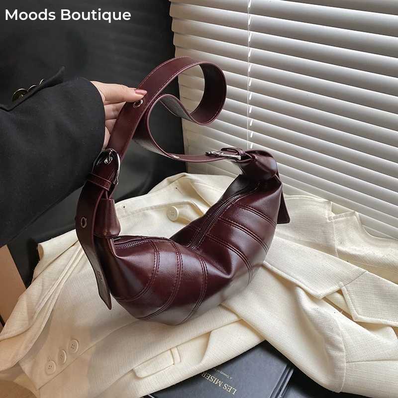 Burgundy Croissant Shoulder Bags for Women Vintage Solid Color Crescent Crossbody Bag 2024 New Designer Handbags Z250807
