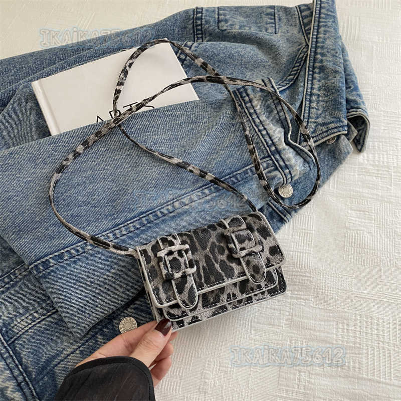 Celebrity Large Capacity Fashion Single Shoulder Crossbody Bag 2024 Unique Fashion Mini Coin Purse Stylish Small Square Bag Casual H250806