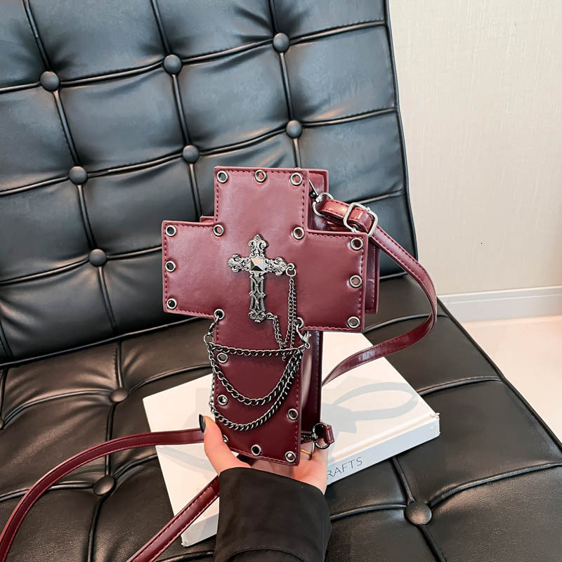 Free shipping designer Motorcycle Style Bag for Women New Gothic Style Rivet Chain Small Square Bag Personality Cross Shoulder Bag Crossbody Bag