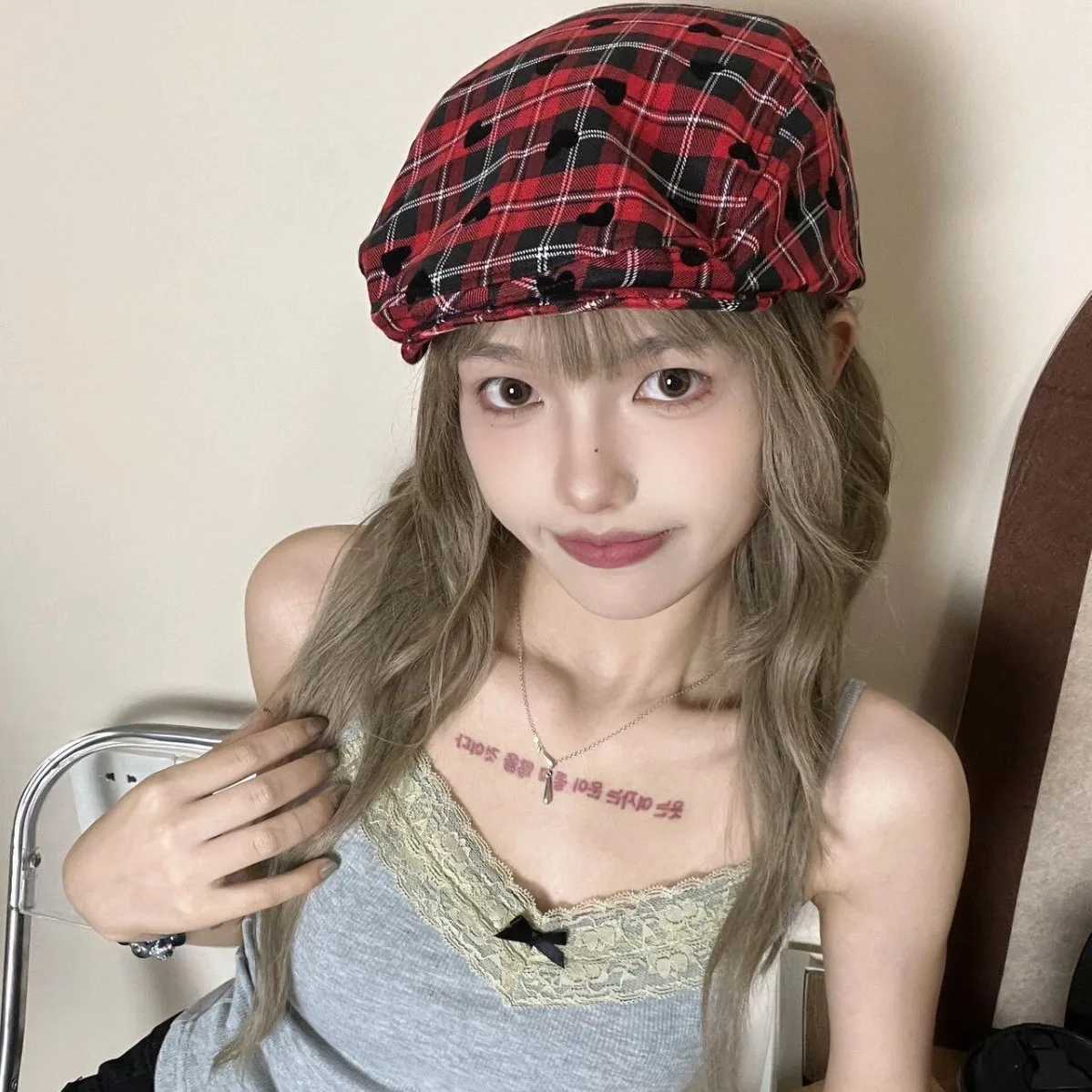 Womens Cute Hat Sweet Cool Style Japanese Star Heckered Childrens Retro Y2K Beret Versatile Artists Hat Trend N Ladies C XJ250807
