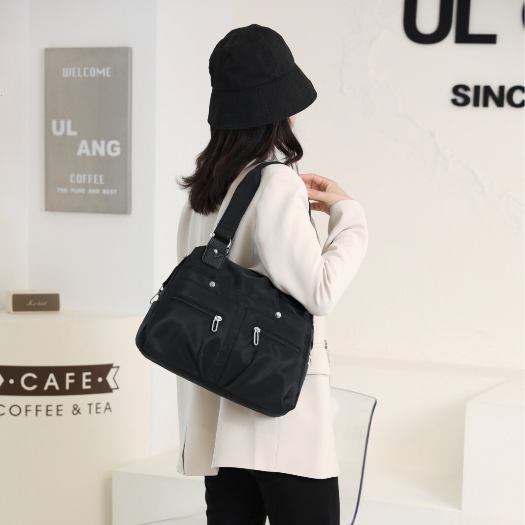 New Large Capacity Shoulder Handbag Multi-Functional Mommy Dry Wet Separation Sports Fitness Bag