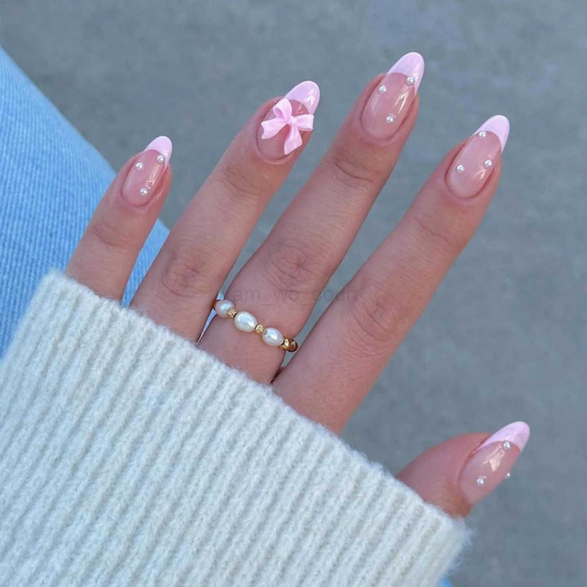 New Arrivals 24Pcs Short Size French Water Droplet Pink Edges and Pearl Bows Girls Women Wearable Fake Nails Set M250807