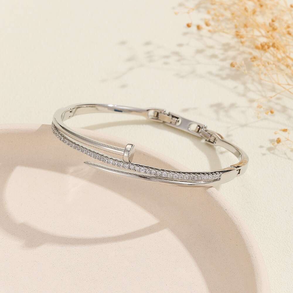 Bracelet Designer luxury jewelry for women Creative Fashion with Extendable Clasp Copper Micro Inlaid Zirconia Stud Bracelets Holiday vacation gifts