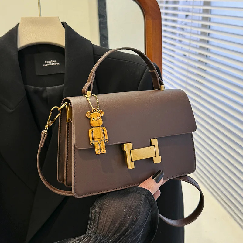 Bag2024 Fashion Trend Korean Style Casual Solid Color Small Square Bag Textured Versatile Shoulder Handbag Crossbody Bag 250807