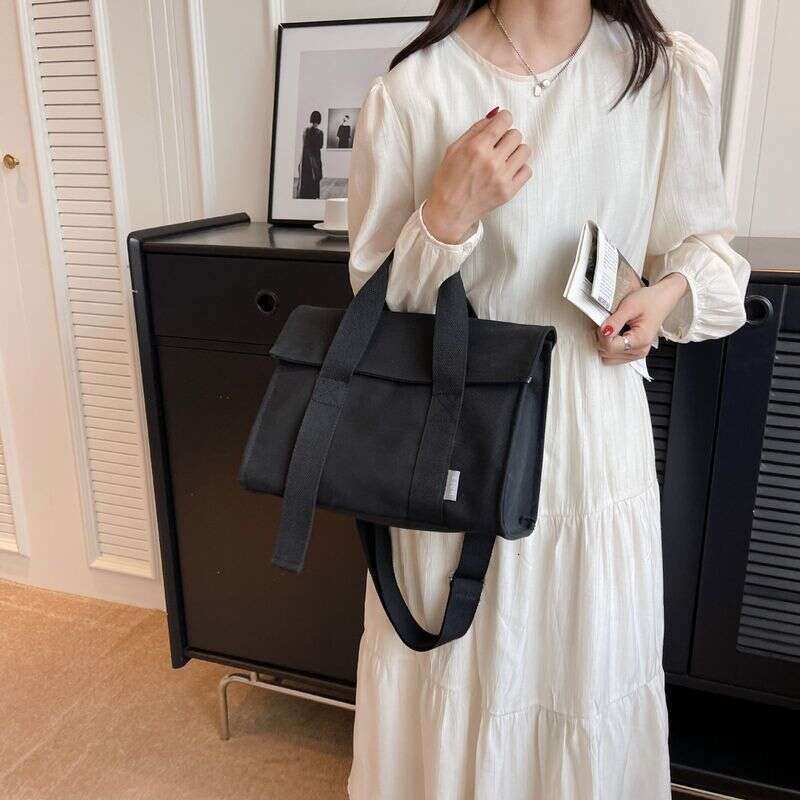 Large Capacity Canvas for Women's 2023 New Trendy, Simple, Versatile Colorful Broadband Handheld Commuting Crossbody Bag