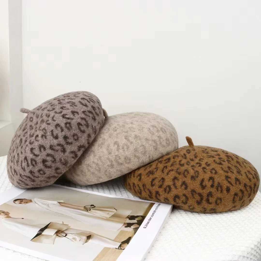 VISROVER New 4 Colors Leopard Winter Beret Female C Autumn Winter Wool Hat Top Quality Fashion Beret Gift Wholesale XJ250807