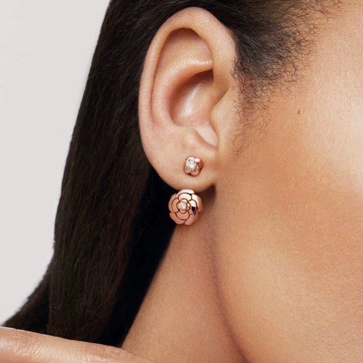 Free Shipping Designer Luxury Jewelry S925 Sterling Silver Rose Gold Camellia Double Flower Earrings New Single Diamond Flower Stud Earrings Women