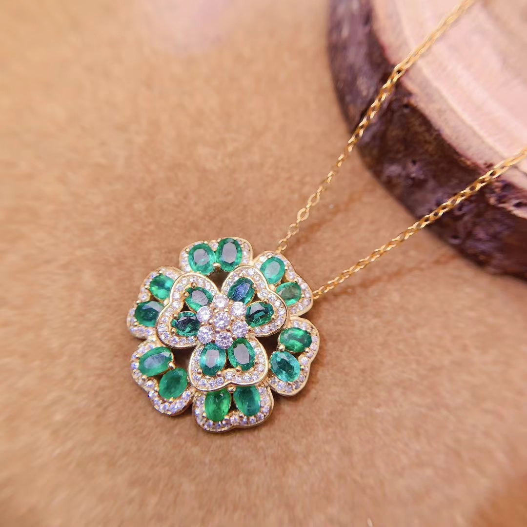 Luxury 925 silver emerald pendant for wedding 18 pieces 3mm*4mm natural emerald silver necklace pendant with 18K gold plating