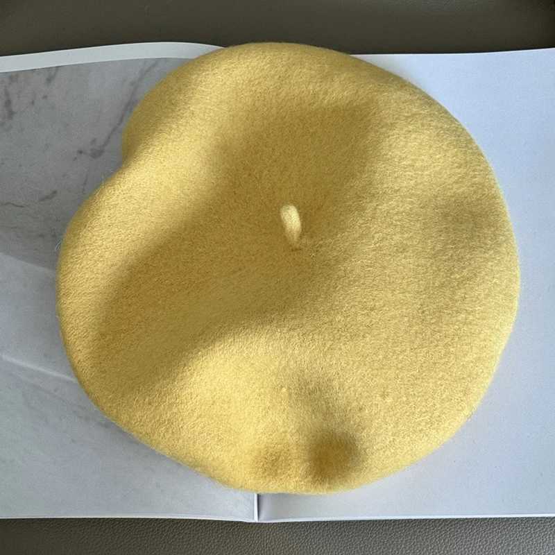 Luna Dolphin Women 90% Wool Mushroom Yellow Berets Autumn Winter Deep Eaves Knitting Artist C Painter Beanie Hat Sweet Color XJ250807