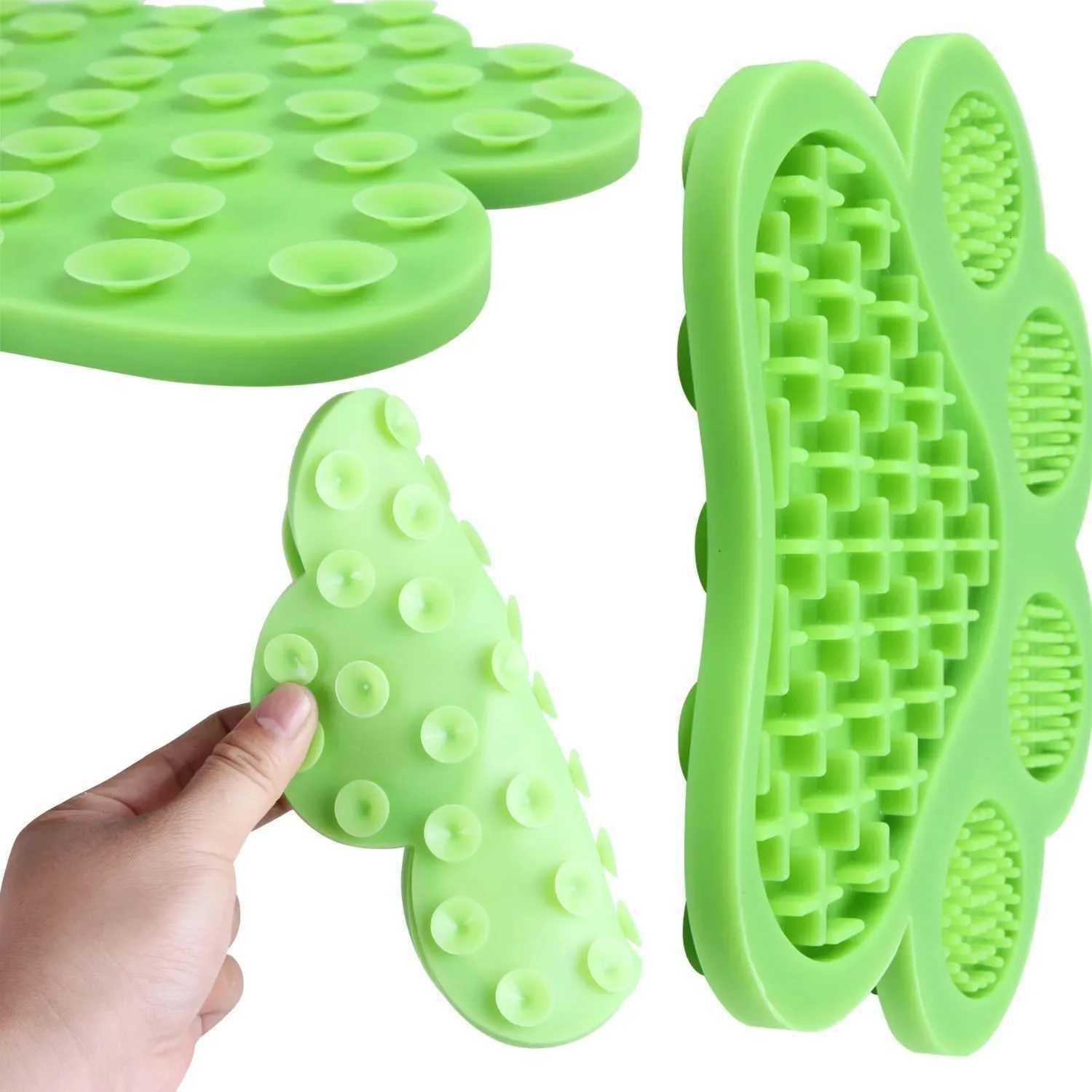 Dog Silicone Licking Pad Paw Shape Pet Slow Food Mat With Suction Cup Slow Food Pet Cat Dog Licking Mat Y250806
