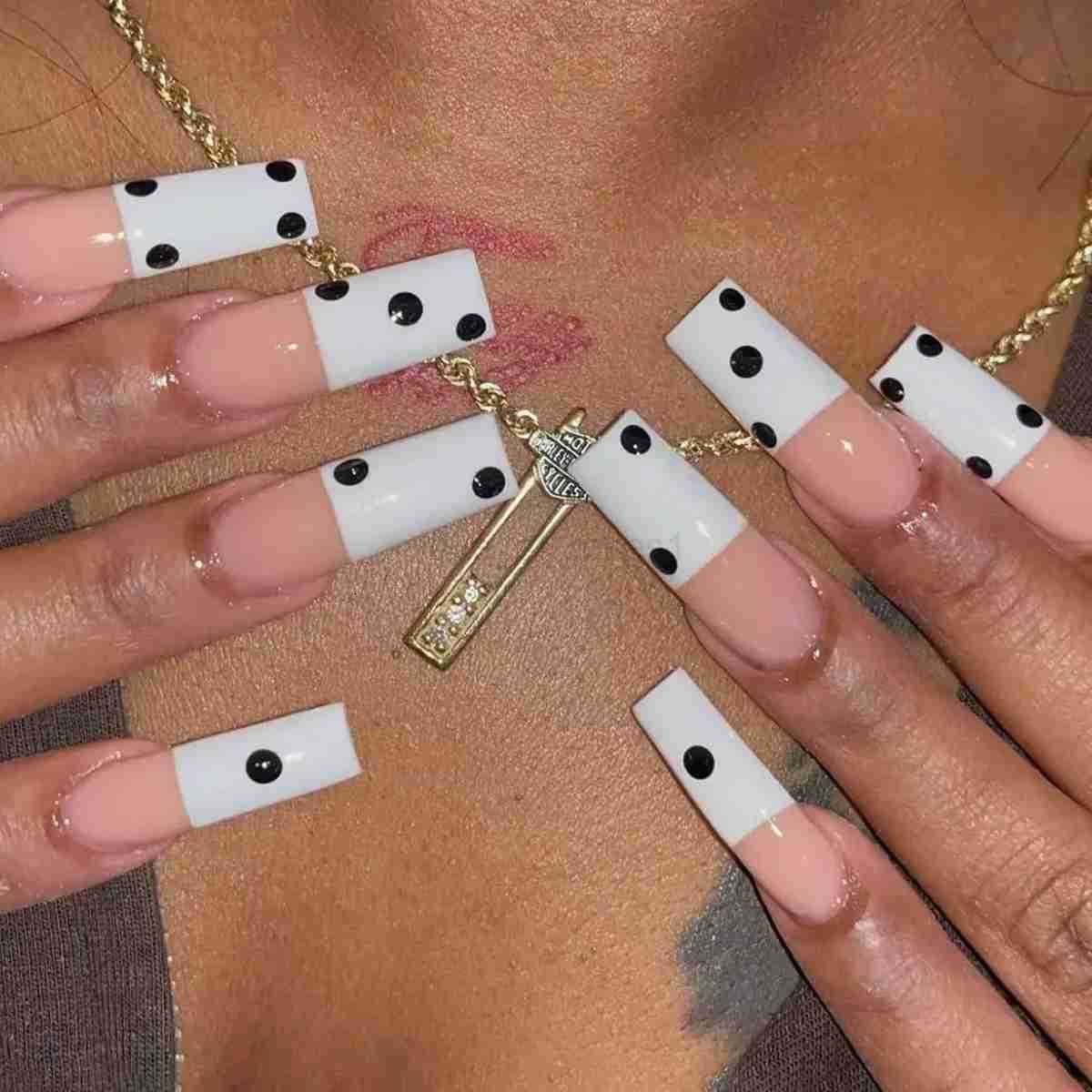24-Piece Coffin-Shaped Extra Long ABS Fake Nails Black Spots French Pressed Design with Square Pattern for Fingers Z250807