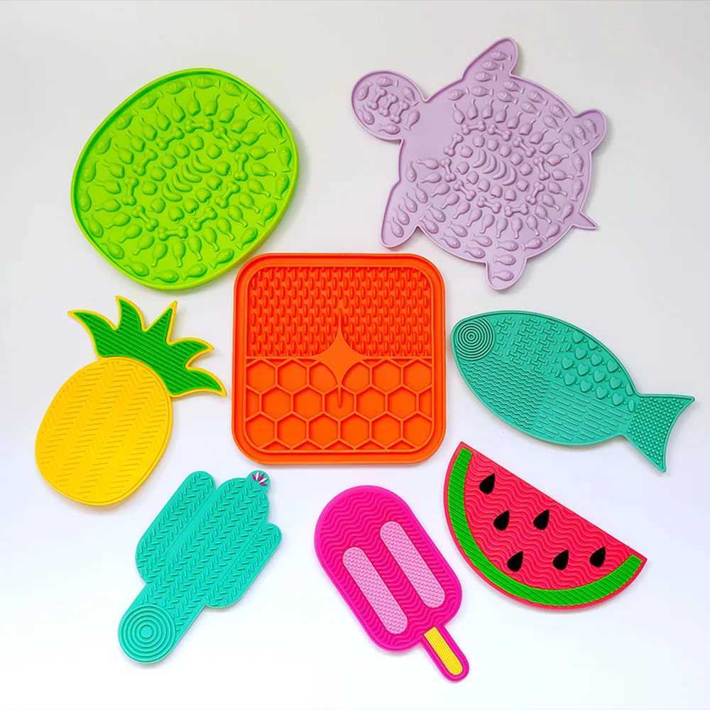 Suitable for pets weighing less than 3 kilograms Mat Cats Slow Food Bowls Suction Cup Feeding Food Silicone Lickproduct small Y250806