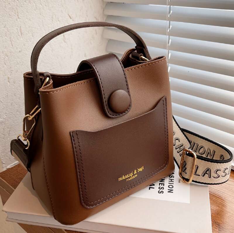 Burst Popular New Fashion Handbag One shoulder Women s Cross body All Retro Bucket Bag