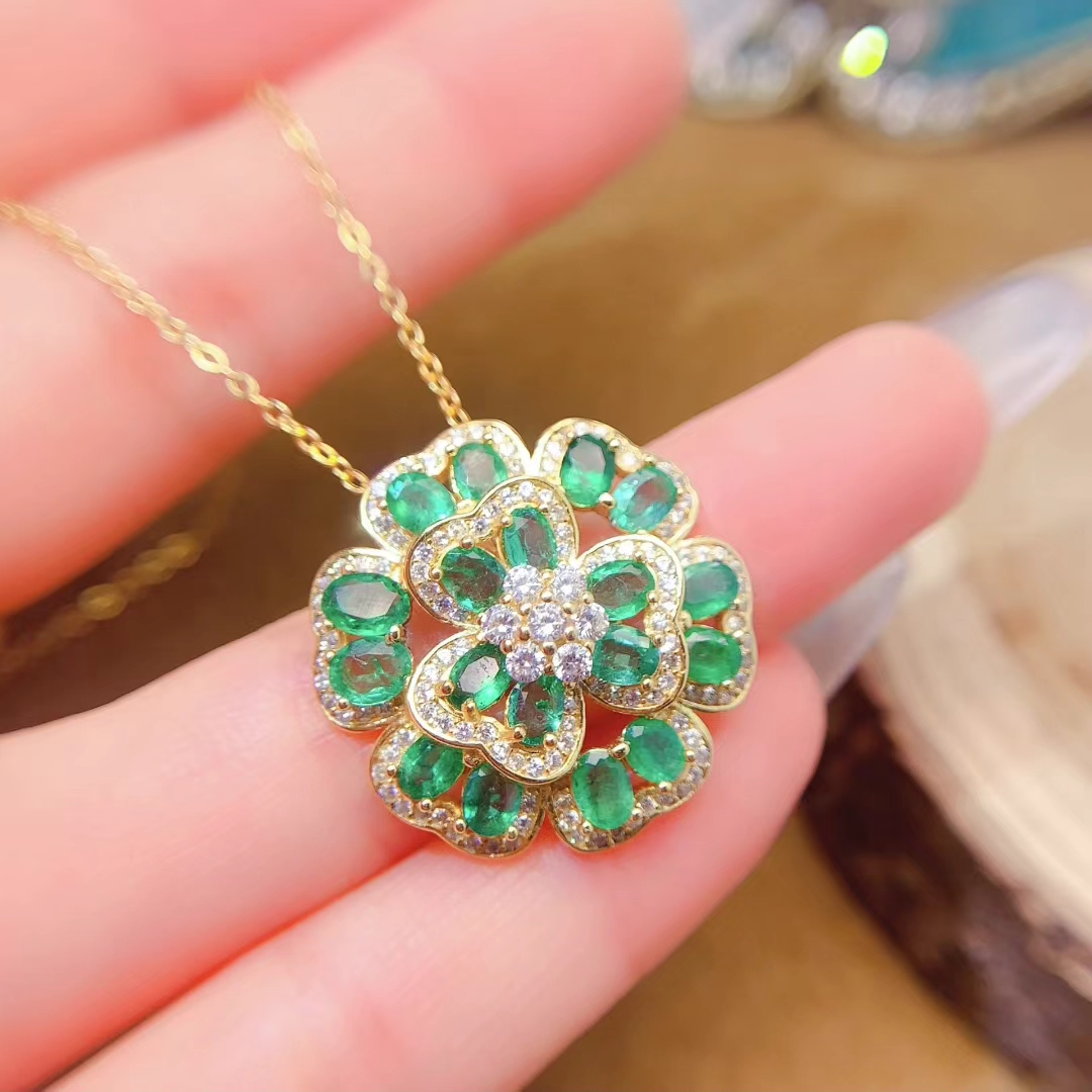 Luxury 925 silver emerald pendant for wedding 18 pieces 3mm*4mm natural emerald silver necklace pendant with 18K gold plating