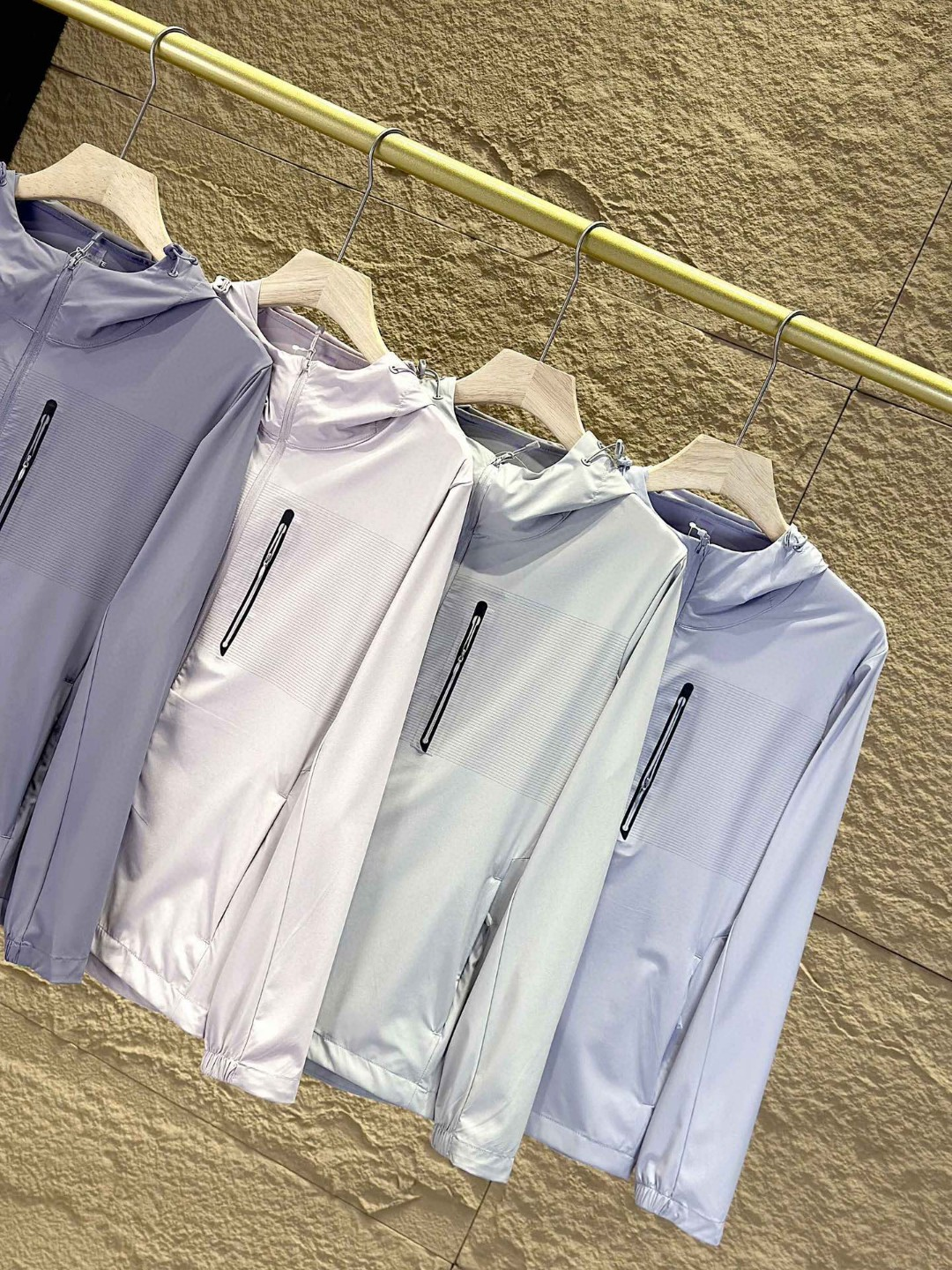 G brand Designer Mens Tracksuits outdoor mens and womens designer brand luxury gift Valentines Christmas.M422