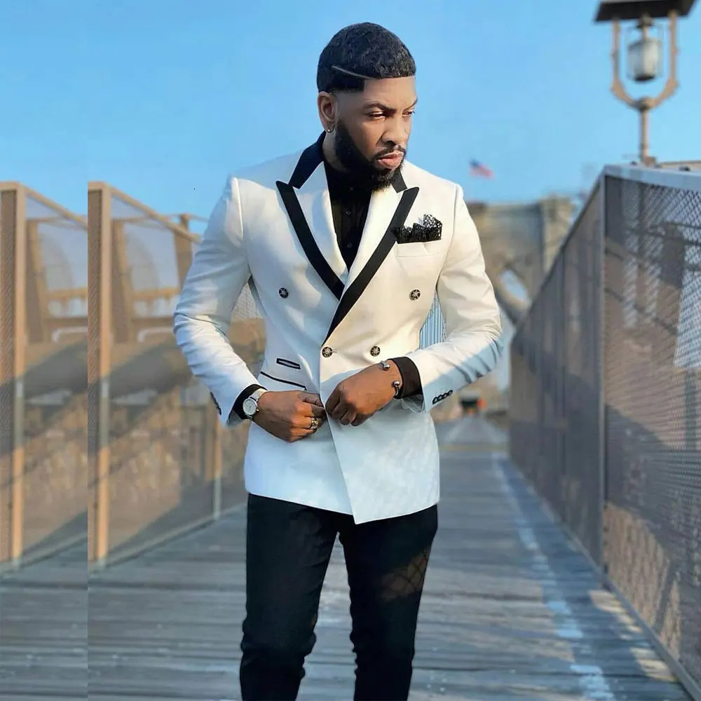 2023 Tailored White Double Breasted Men Suits Top Lapel Tuxedo Slim Fit Male Costume Pour Homme Groom Two Pieces Prom Sets 250807