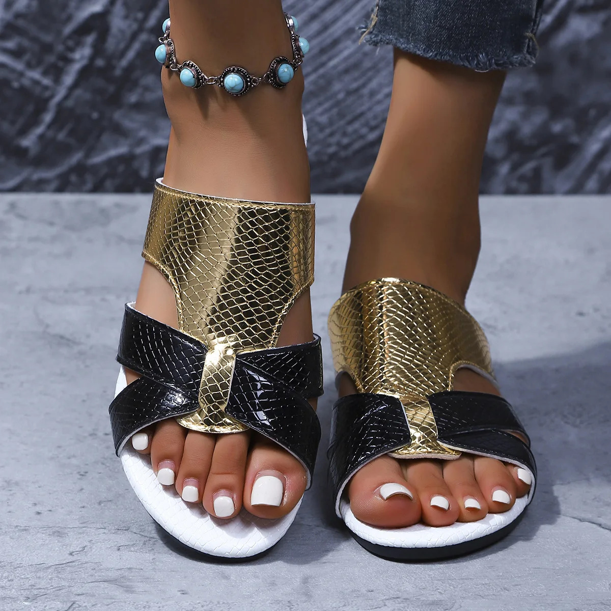 Women Slippers 2025 Casual Sandals Outdoor Soft Leather Thick Soled Slope Woven Straw Shoes Slide 250801