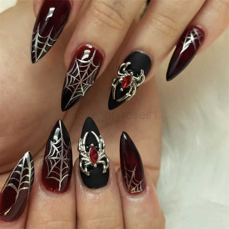 24Pcs Heavy Metal Halloween False Nail Tips Silver Design Handmade Full Cover Wearable Black Cool Almond Press-on Nails Z250807