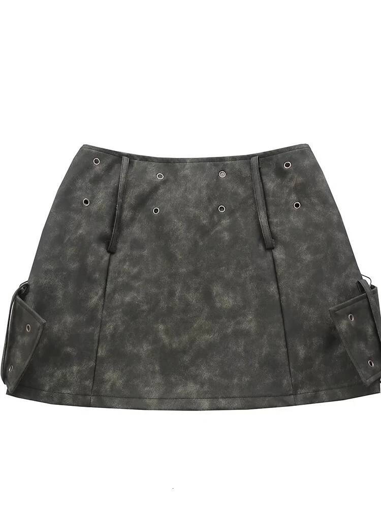 2025 Summer New Women's Street Wear Y trend K Retro Women's Korean Short Sexy Leather Mini Skirt Low Waist Pu Leather A-line Skirt Clothing 