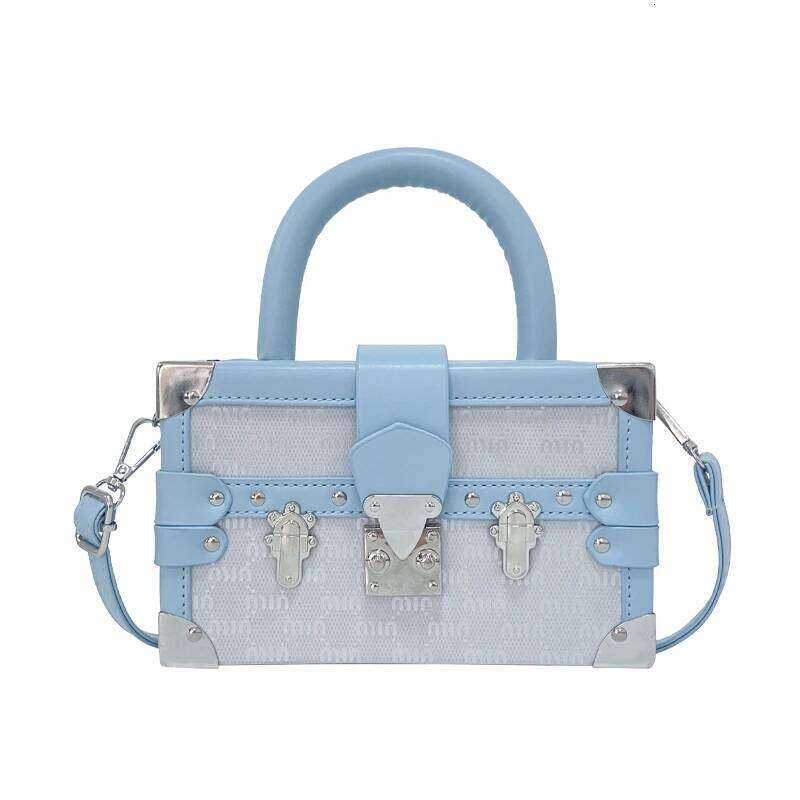 Unique Casual Mini Clutch Bag For Leisure Women With Stylish Simple Vintage Fashion And Solid Color