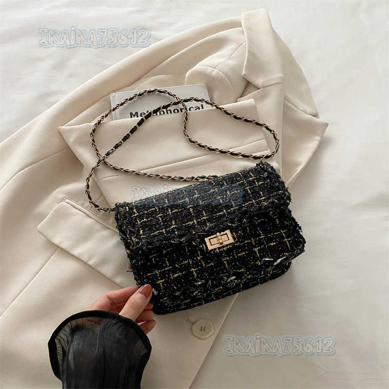 Niche Design Chain Small Square Bag 2024 Autumn New Fashion Commuter Simple Single Shoulder Crossbody Bag for Women H250806