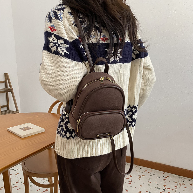 Womens Mini Backpack: Stylish Casual Shoulder Bag for Everyday Use