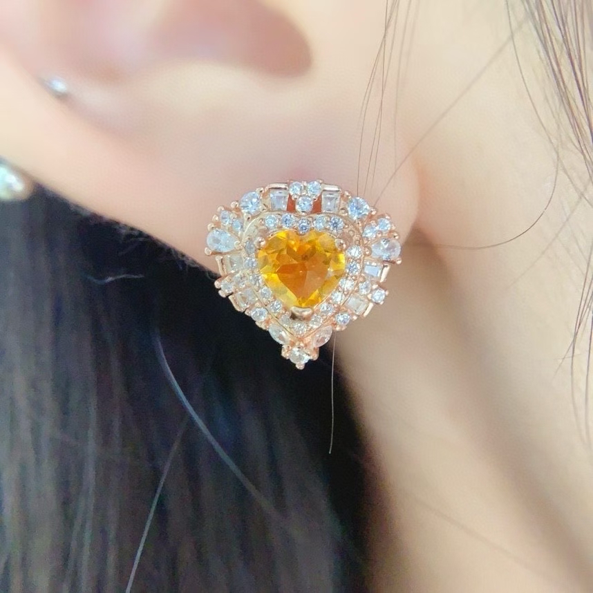 Cute 925 silver heart gemstone studs earrings 6mm VVS grade natural citrine stud earrings allergy free 18K gold plated yellow crystal silver jewelry