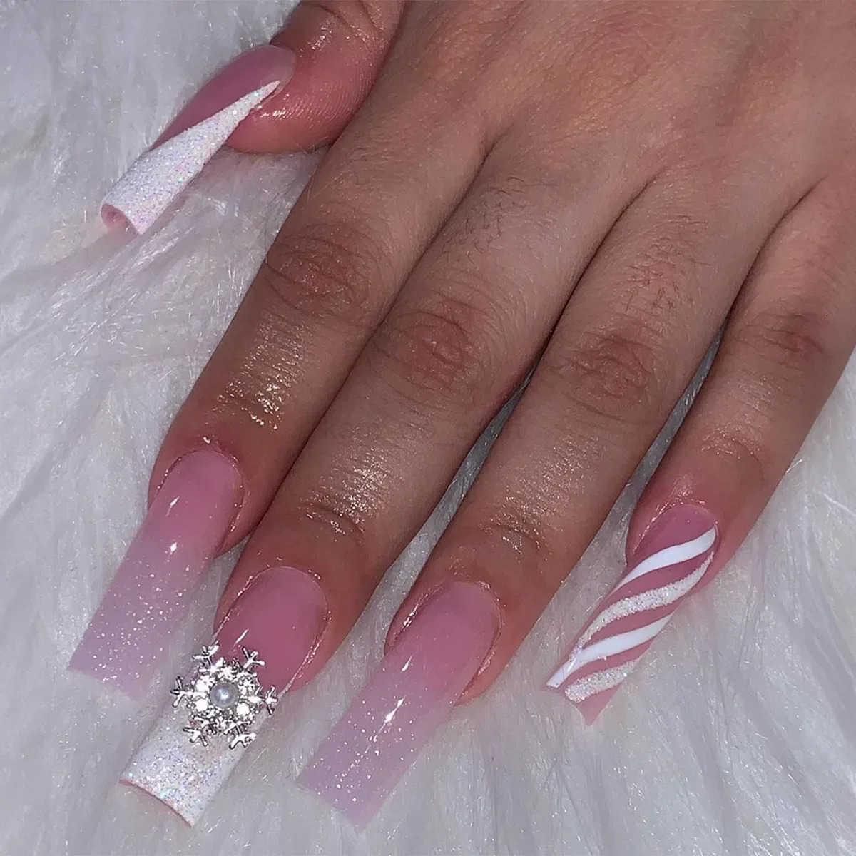 24Pcs Extra Long Square Fake Nails with Glue 3D Little Bear Bow Design False Nails White French Press on Nails Wearable Manicure M250807