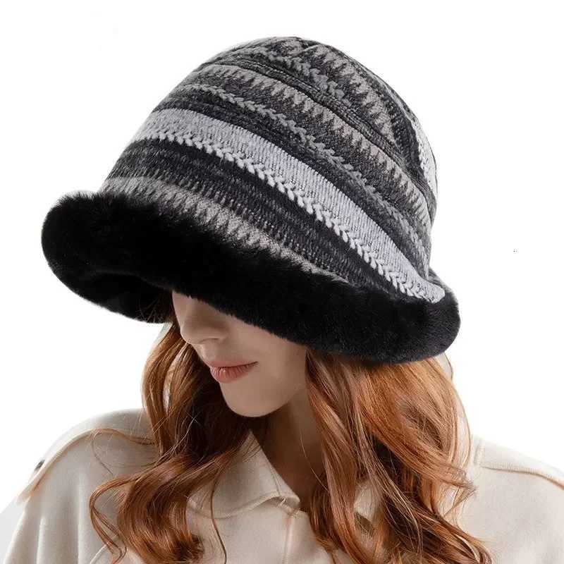Women Bucket Hats Winter Ethnic Style La Fisherman Hat Female Fashion Plush Warm Windproof Earfl Panama Hat Cs for Women XJ250807