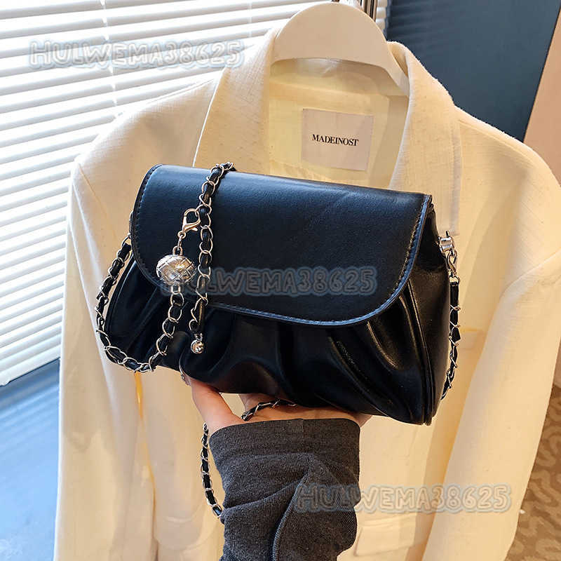Fashionable Womens Bag 2025 Spring New Solid Color Pleated Handbag Cute Simple Chain Shoulder Crossbody Bag H250806