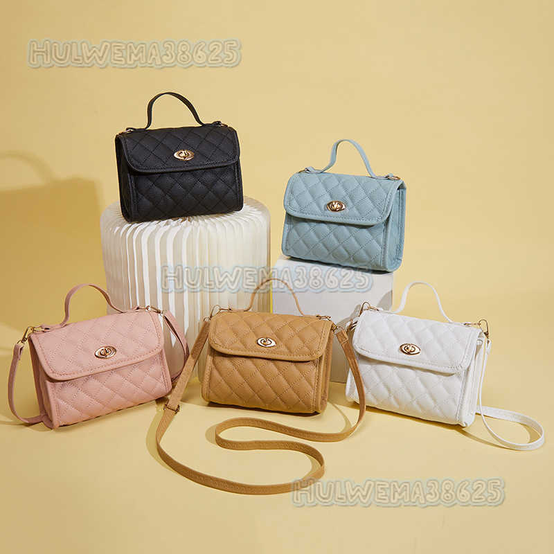 Style Small Square Bag 2025 Ladies Bag Womens Bag Phone Bag Quilted Chain Embroidered Bag H250806
