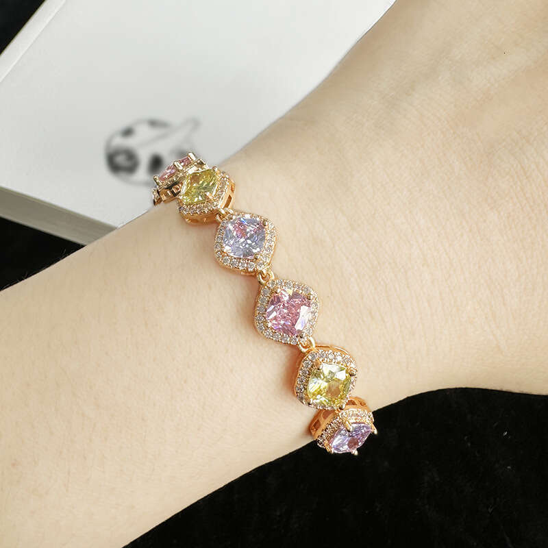 New Luxury jewelry designer necklace bracelet retro geometric inlaid with colored diamonds choker high-end palace style Gold Silver moissanite Chain G