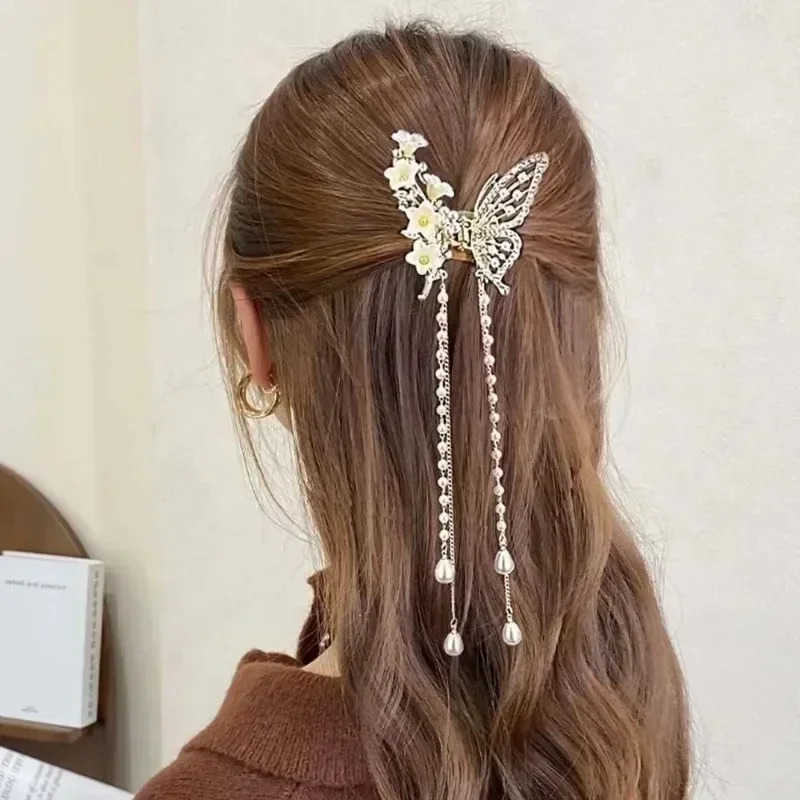 Crab Clips Girls Hairpin Hair Accessories Korean Women Crystal Simple Hair Clip Butterfly Pearl Tassel Hair Clip U250807