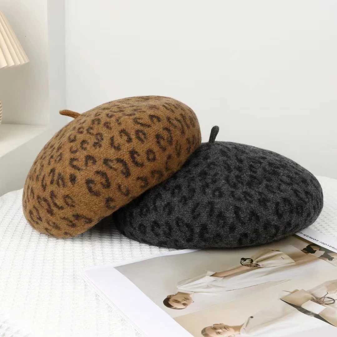 VISROVER New 4 Colors Leopard Winter Beret Female C Autumn Winter Wool Hat Top Quality Fashion Beret Gift Wholesale XJ250807