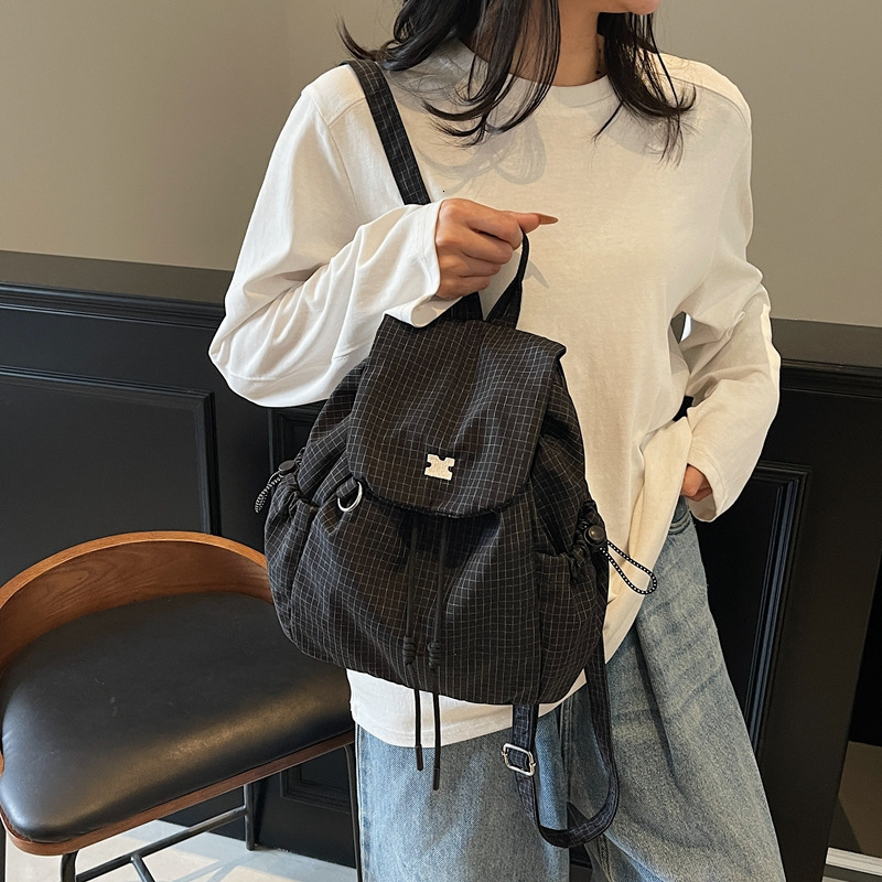 2025 Autumn New Women's Backpack Plaid fashion Korean Style Minimalist Lightweight Drawstring Large Capacity Commuting Designer